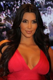 Kim Kardashian Wax Figure Unveiling At Madame Tussauds 04