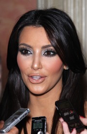 Kim-Kardashians-30th-Birthday-at-TAO-at-The-Venetian-21.md.jpg