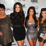 Kim-Kardashians-30th-Birthday-at-TAO-at-The-Venetian-25