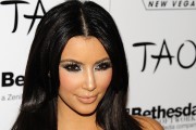 Kim-Kardashians-30th-Birthday-at-TAO-at-The-Venetian-34.md.jpg