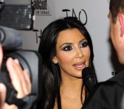 Kim-Kardashians-30th-Birthday-at-TAO-at-The-Venetian-36.md.jpg