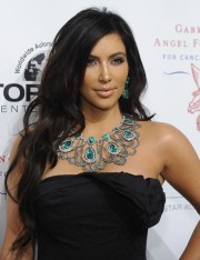 Kim-Kardashian---2010-Angel-Ball-to-Benefit-Gabrielle-Angel-Foundation-10.md.jpg