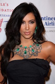 Kim-Kardashian---2010-Angel-Ball-to-Benefit-Gabrielle-Angel-Foundation-17.md.jpg