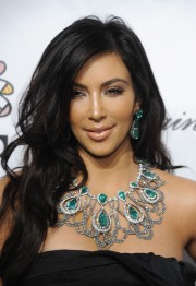 Kim-Kardashian---2010-Angel-Ball-to-Benefit-Gabrielle-Angel-Foundation-22.md.jpg