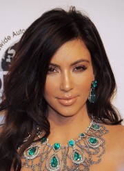 Kim-Kardashian---2010-Angel-Ball-to-Benefit-Gabrielle-Angel-Foundation-25.md.jpg