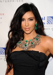 Kim-Kardashian---2010-Angel-Ball-to-Benefit-Gabrielle-Angel-Foundation-35.md.jpg