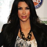 Kim-Kardashian---2010-Celebrity-Skee-Ball-Tournament-19