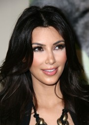 Kim-Kardashian---2010-Celebrity-Skee-Ball-Tournament-24.md.jpg