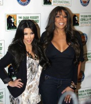 Kim-Kardashian---2010-Celebrity-Skee-Ball-Tournament-38.md.jpg