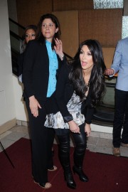 Kim-Kardashian---2010-Celebrity-Skee-Ball-Tournament-56.md.jpg