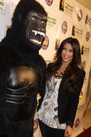 Kim-Kardashian---2010-Celebrity-Skee-Ball-Tournament-60.md.jpg