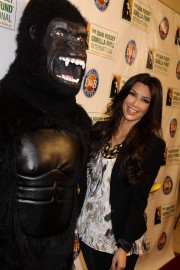 Kim-Kardashian---2010-Celebrity-Skee-Ball-Tournament-62.md.jpg