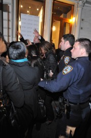 Kim-Kardashian---DASH-New-York-Grand-Opening-13.md.jpg