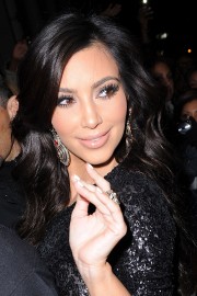 Kim-Kardashian---DASH-New-York-Grand-Opening-16.md.jpg