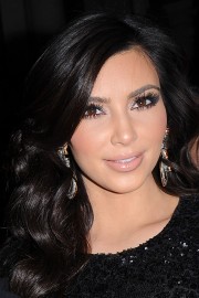 Kim-Kardashian---DASH-New-York-Grand-Opening-18.md.jpg