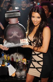 Kim-Kardashian-Celebrates-Her-Fragrance-Launch-At-Tao-Las-Vegas-08.md.jpg