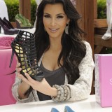 Kim-Kardashian-Celebrates-Shoedazzle-First-Birthday-04