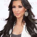 Kim-Kardashian-Celebrates-Shoedazzle-First-Birthday-54