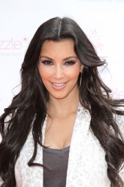 Kim-Kardashian-Celebrates-Shoedazzle-First-Birthday-56.md.jpg