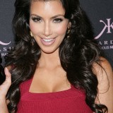 Kim-Kardashian-Debuts-Premiere-Fragrance-At-Sephora-07
