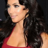 Kim-Kardashian-Debuts-Premiere-Fragrance-At-Sephora-14