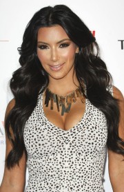 Kim-Kardashian-Hosts-The-Bravada-International-Launch-Party-37.md.jpg