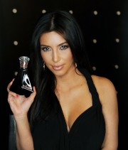 Kardashian-Khaos-At-The-Mirage-Hotel-and-Casino-13.md.jpg