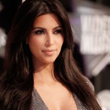 Kim-Kardashian---2011-MTV-Video-Music-Awards-01