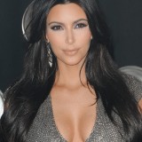 Kim-Kardashian---2011-MTV-Video-Music-Awards-06