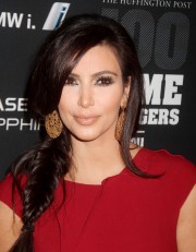 Kim-Kardashian---2011-The-Huffington-Post-Game-Changers-Awards-22.md.jpg