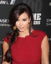 Kim-Kardashian---2011-The-Huffington-Post-Game-Changers-Awards-24.md.jpg