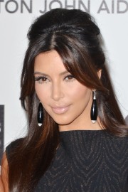 Kim-Kardashian---20th-Elton-John-AIDS-Foundation-Oscar-Viewing-Party-06.md.jpg