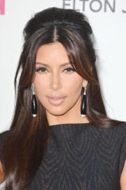 Kim-Kardashian---20th-Elton-John-AIDS-Foundation-Oscar-Viewing-Party-15.md.jpg