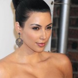 Kim-Kardashian---38th-Annual-FiFi-Awards-14