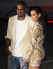 Kim-Kardashian---65th-Cannes-The-Cruel-Summer-Presentation-05.md.jpg
