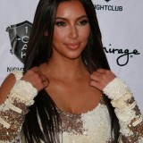 Kim-Kardashian---Celebrates-Rob-Kardashians-25th-Birthday-09