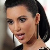 Kim-Kardashian---Grand-Opening-Of-Kardashian-Khaos-21