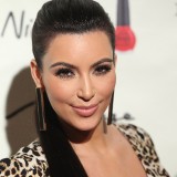 Kim-Kardashian---Grand-Opening-Of-Kardashian-Khaos-27
