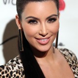 Kim-Kardashian---Grand-Opening-Of-Kardashian-Khaos-30