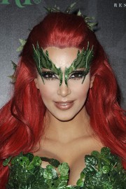 Kim-Kardashian---Midori-Green-Halloween-Costume-Party-10.md.jpg