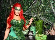 Kim-Kardashian---Midori-Green-Halloween-Costume-Party-12.md.jpg