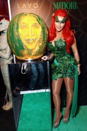 Kim-Kardashian---Midori-Green-Halloween-Costume-Party-50.md.jpg