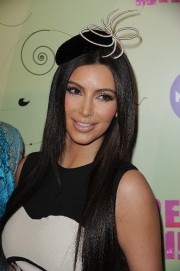 Kim-Kardashian---Perez-Hiltons-Mad-Hatter-Tea-Party-Celebration-06.md.jpg