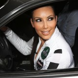 Kim-Kardashian-Kicks-Off-The-2010-AMP-Energy-Bullrun-Rally-18