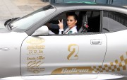 Kim-Kardashian-Kicks-Off-The-2010-AMP-Energy-Bullrun-Rally-20.md.jpg