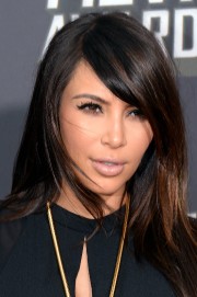 Kim-Kardashian---2013-MTV-Movie-Awards-20.md.jpg