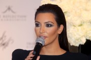 Kim-Kardashian---Lord-And-Taylor-Celebrates-Fashion-Night-Out-2012-15.md.jpg