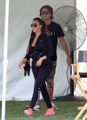 Kim-Kardashian---Miami-Dragon-Boat-Festival-08.md.jpg