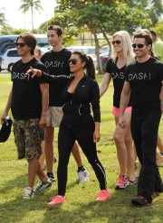 Kim-Kardashian---Miami-Dragon-Boat-Festival-13.md.jpg