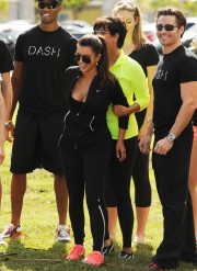 Kim-Kardashian---Miami-Dragon-Boat-Festival-21.md.jpg